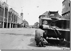 582px-IWM-SE-5865-tank-Surabaya-19451127